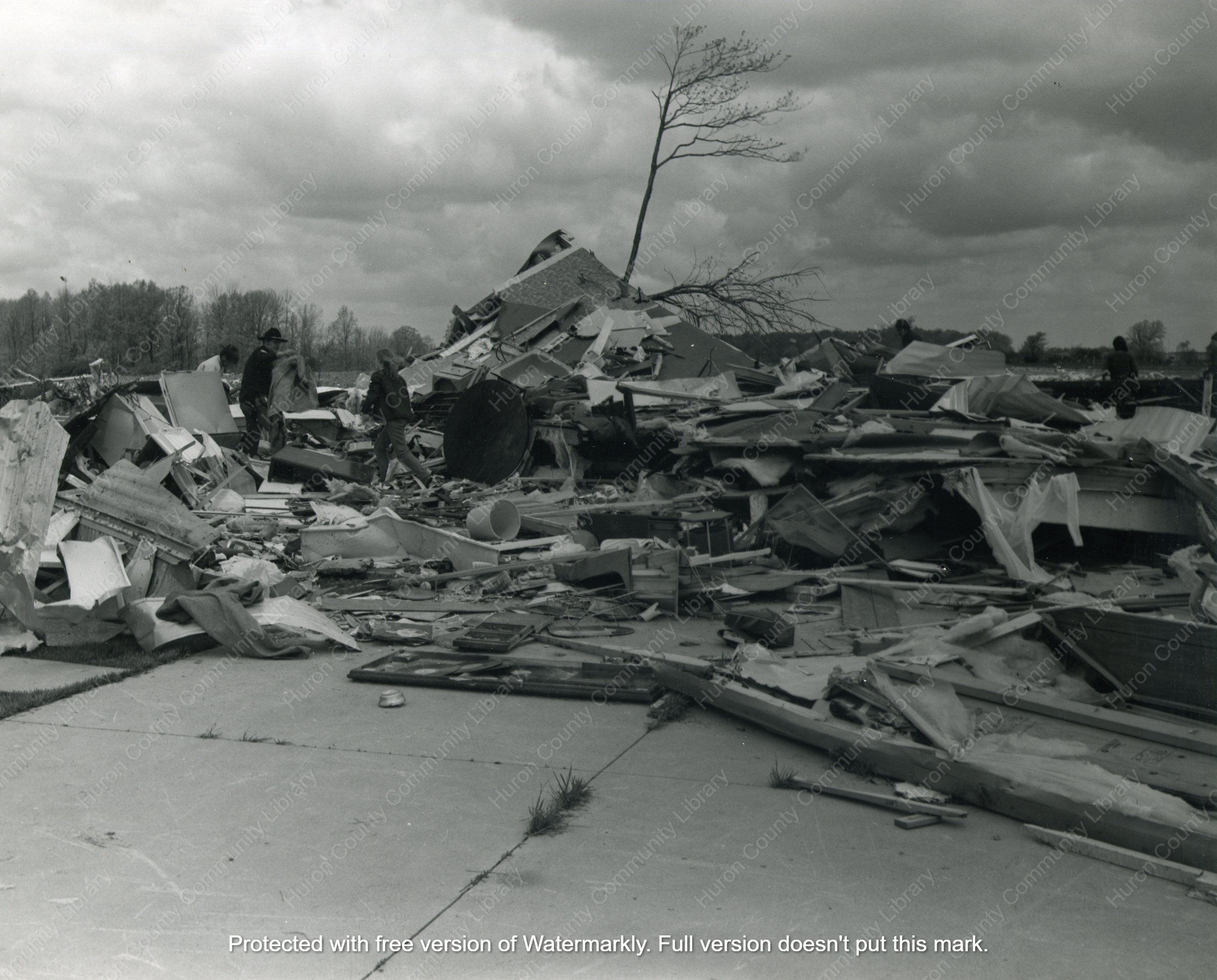 1973 Willard Tornado - 51